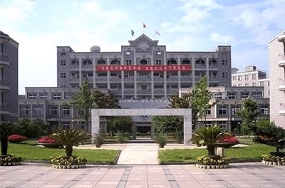 杭州師范大學(xué)附屬中學(xué)國際部學(xué)生的一天
