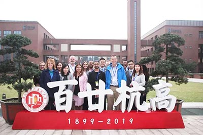 杭州高級(jí)中學(xué)國(guó)際部就讀體驗(yàn)如何？