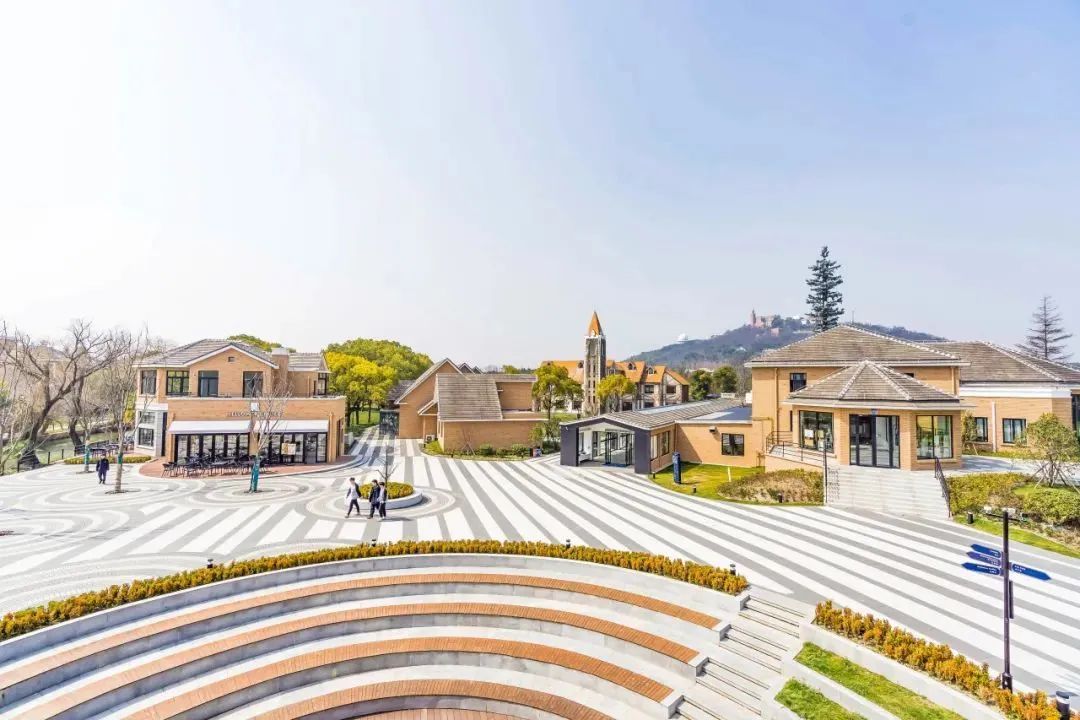 3 阿德科特學校正式更名：上海市松江區科德高級中學7.jpg