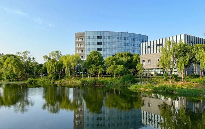 2 上海林國榮學校怎么樣_學校簡介31.jpg