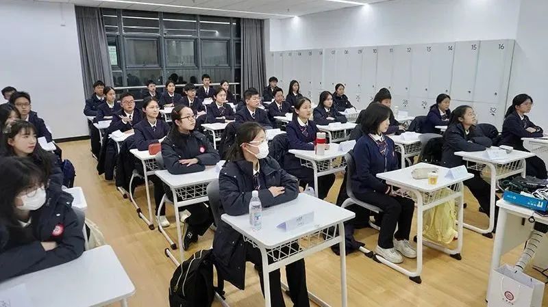 1 上海光華學院劍橋國際中心(光華劍橋)，學費漲至21萬18.jpg