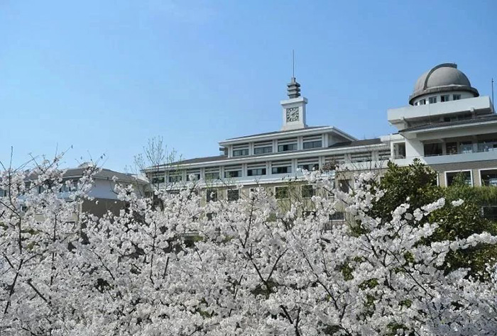 杭州AP國際學校|| 杭十四，90%以上被美國TOP50大學錄取！